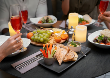 7 Quick Food and Drink Pairing Ideas for Last-Minute Parties