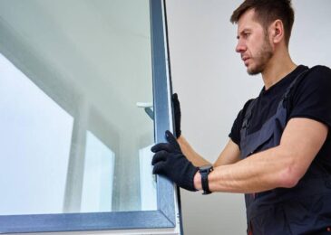 The Difference Between Glass Repair and Glass Replacement: Cost, Time and When Each Is Right