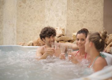 Tips To Prepare Your Backyard For Easy Installation Of Hot Tub