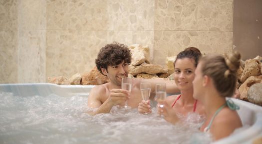 Tips To Prepare Your Backyard For Easy Installation Of Hot Tub